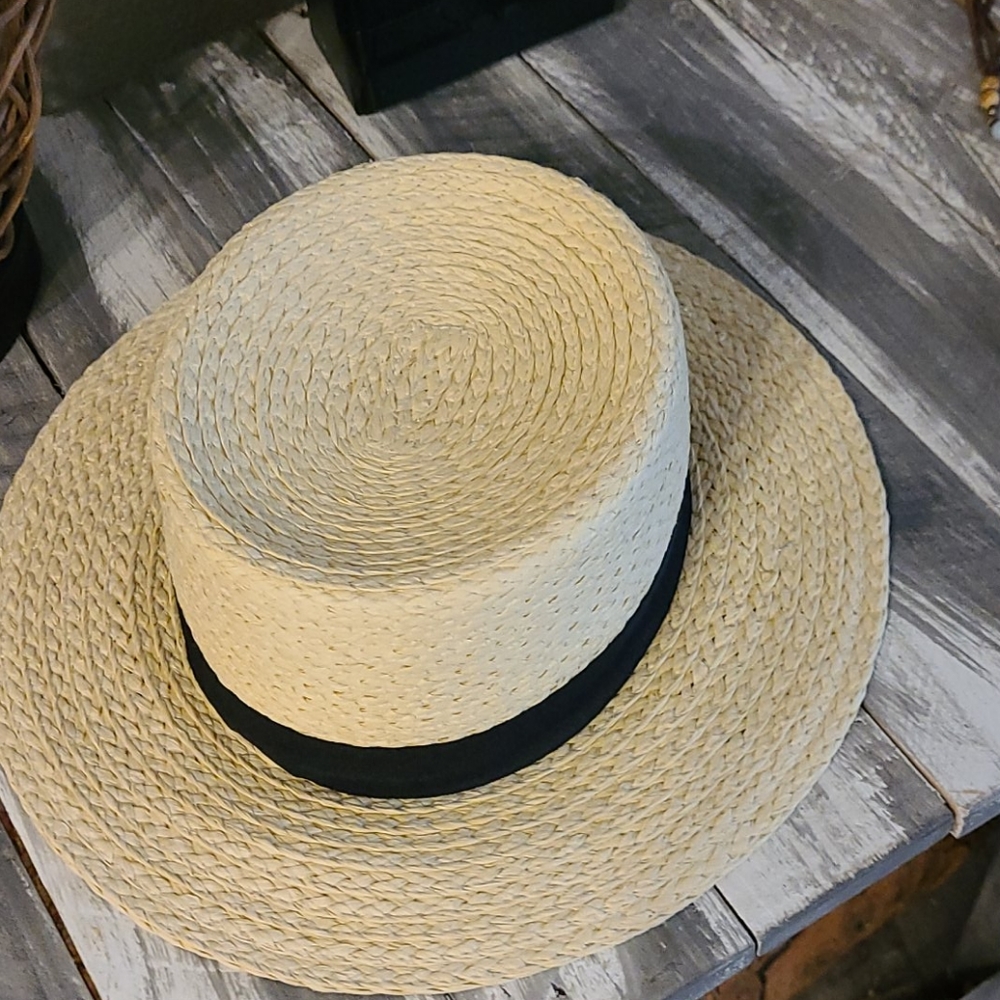SUMMER CREME AND BLACK HAT.BO HO CHIC - Picture 4 of 16